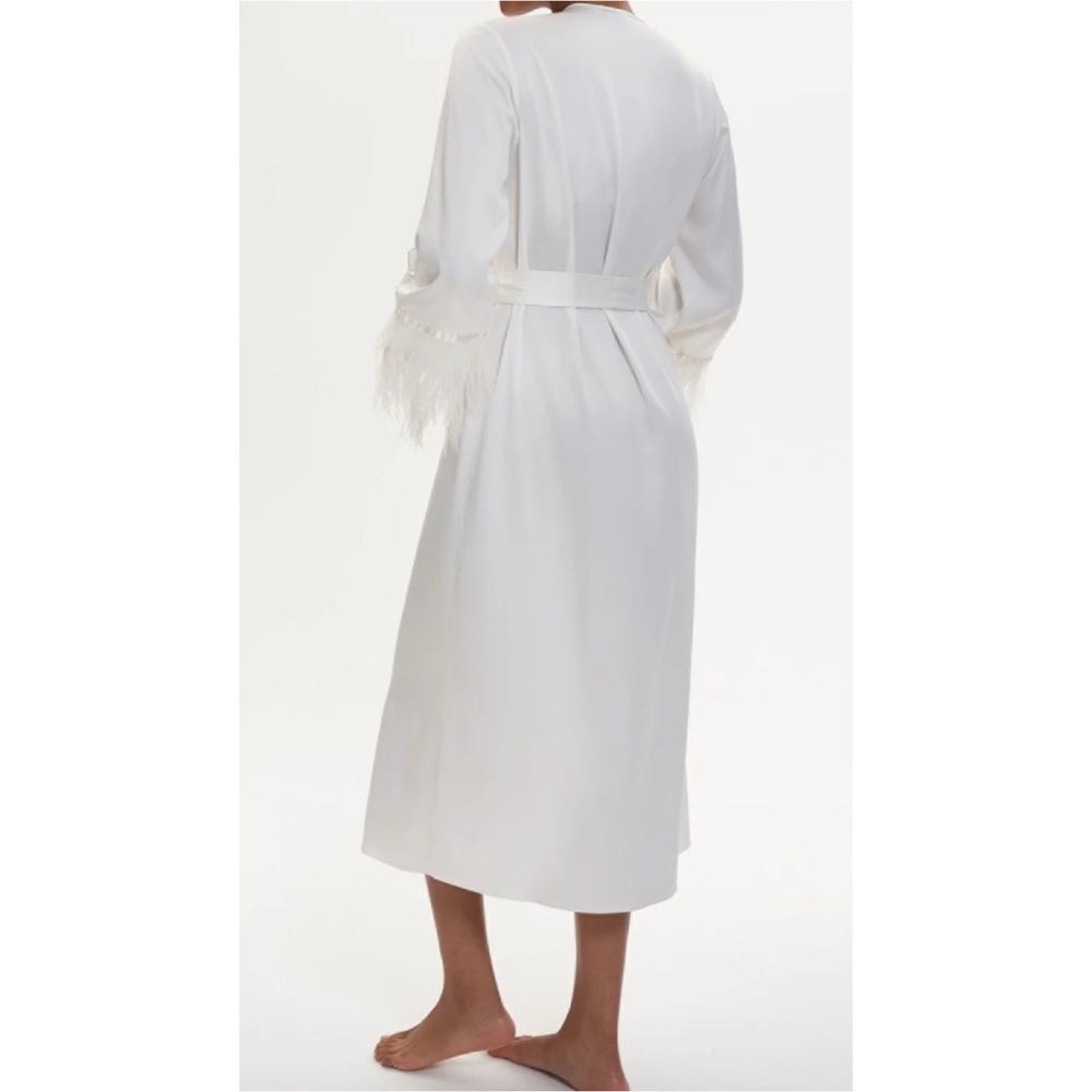 Rya Collection Swan Feather Robe - Picture 2 of 7